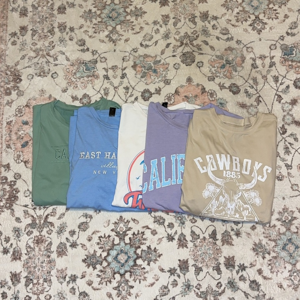 Oversized t-shirt bundle
